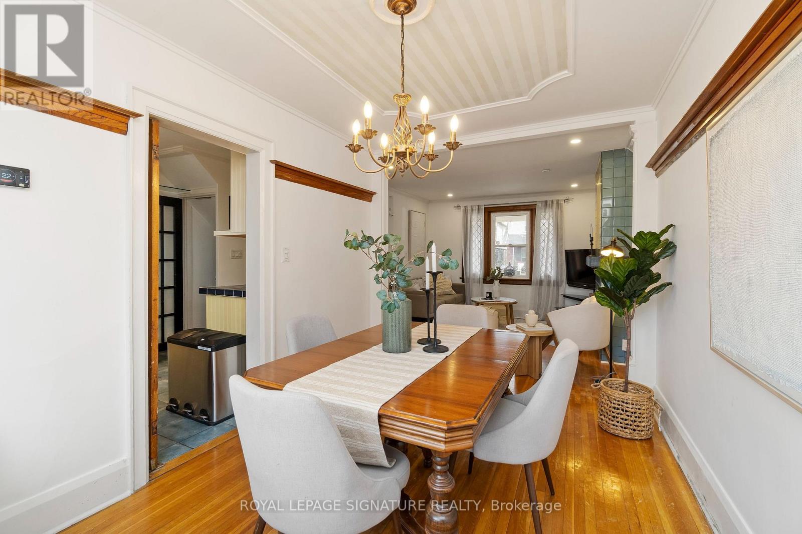 32 Kerr Road, Toronto, Ontario  M4L 1K4 - Photo 9 - E12869006