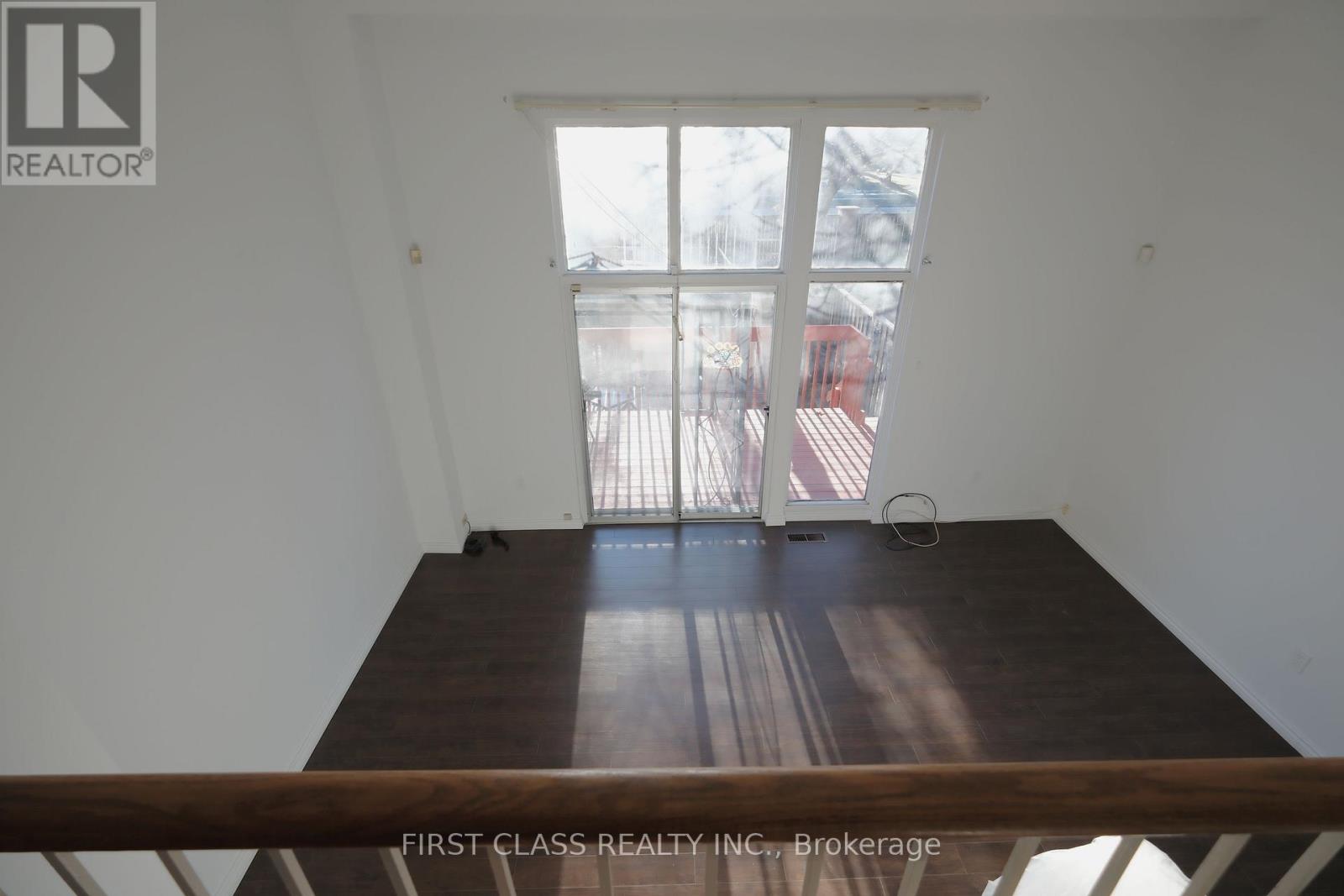 10 - 1180 Sandhurst Circle, Toronto, Ontario  M1V 1T8 - Photo 2 - E12869026