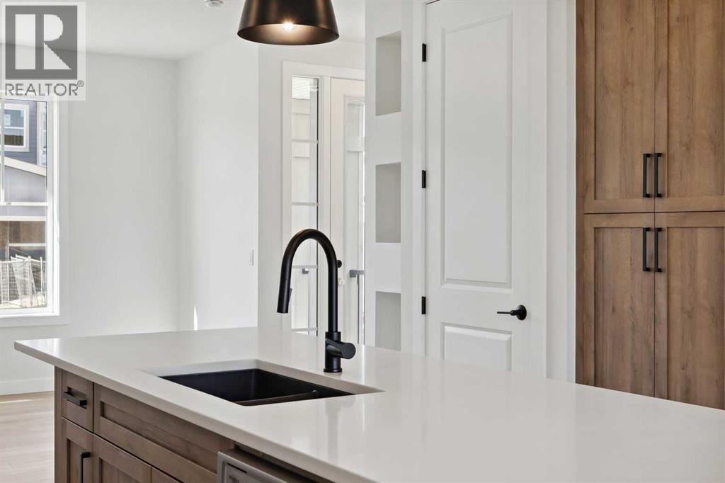 414 River Avenue, Cochrane, Alberta  T4C 3B8 - Photo 16 - A2254459