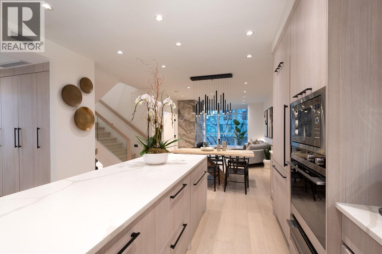 1238 Quebec Street, Vancouver, British Columbia  V6A 4G7 - Photo 3 - R3098431