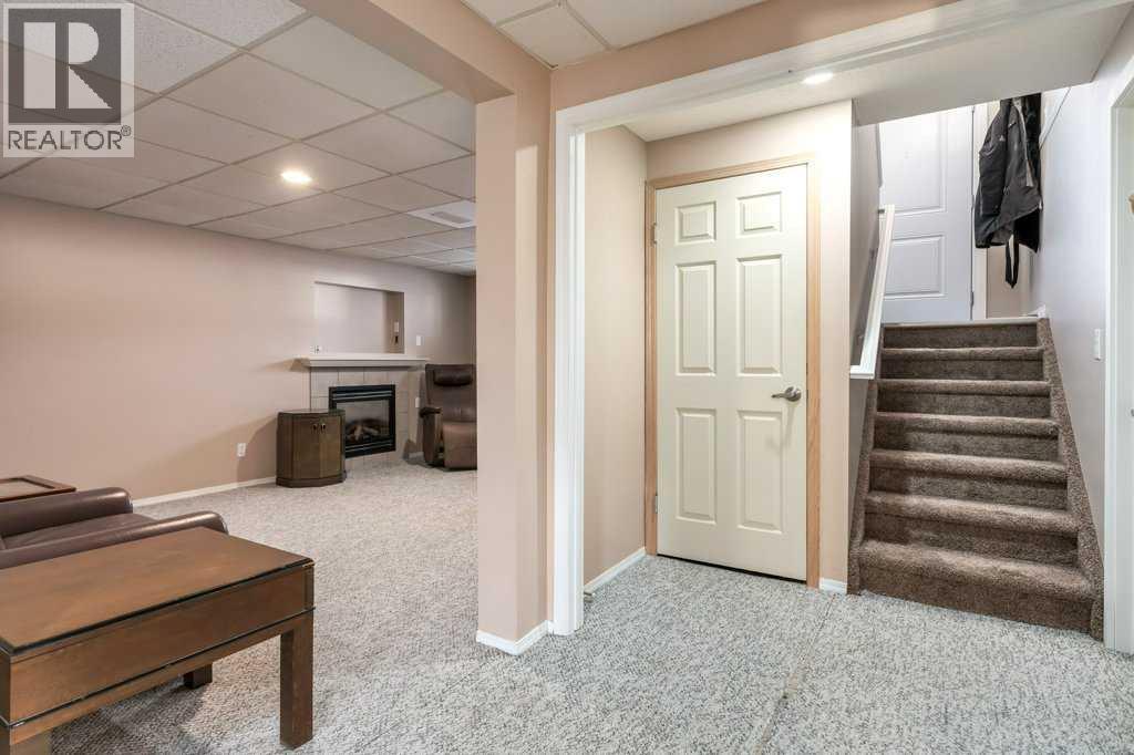 117 Shawfield Way Sw, Calgary, Alberta  T2Y 2Y1 - Photo 16 - A2291275