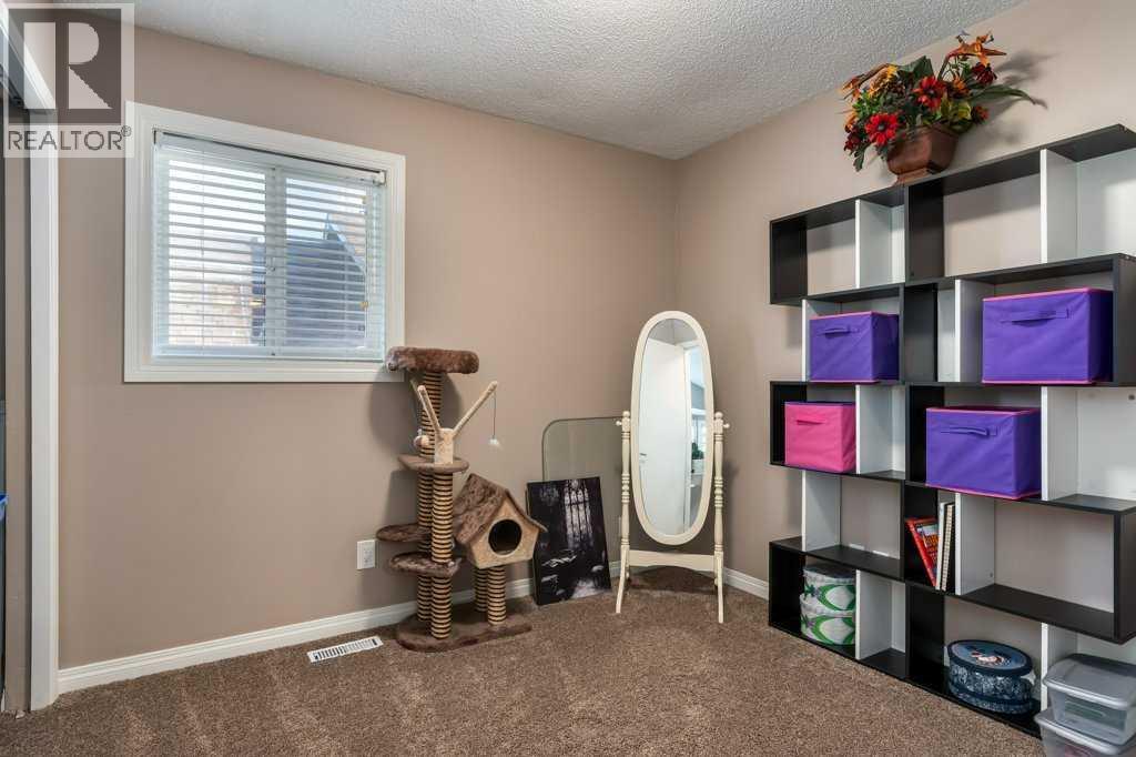 117 Shawfield Way Sw, Calgary, Alberta  T2Y 2Y1 - Photo 14 - A2291275