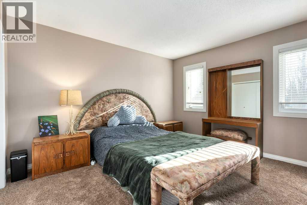 117 Shawfield Way Sw, Calgary, Alberta  T2Y 2Y1 - Photo 10 - A2291275