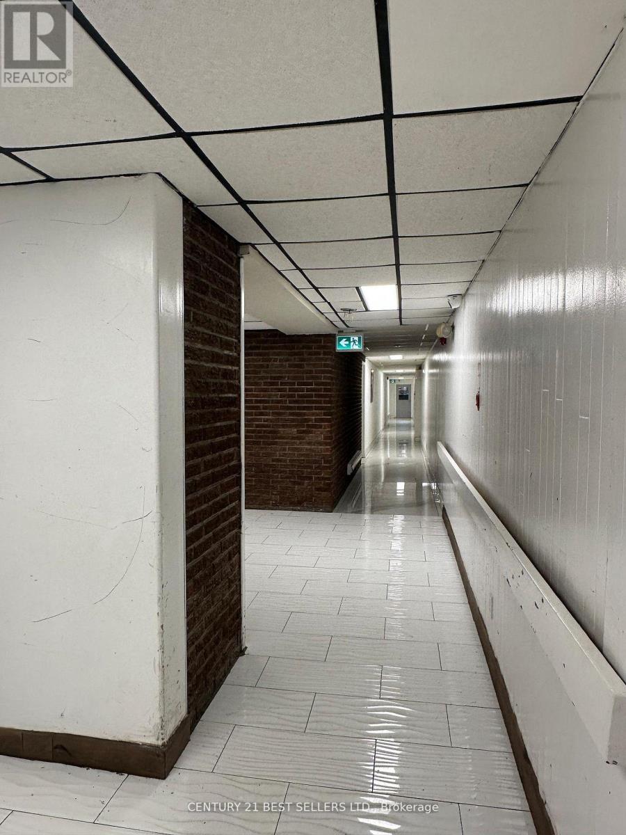 44 Central Avenue E, Brockville, Ontario  K6V 1W6 - Photo 12 - X12835398