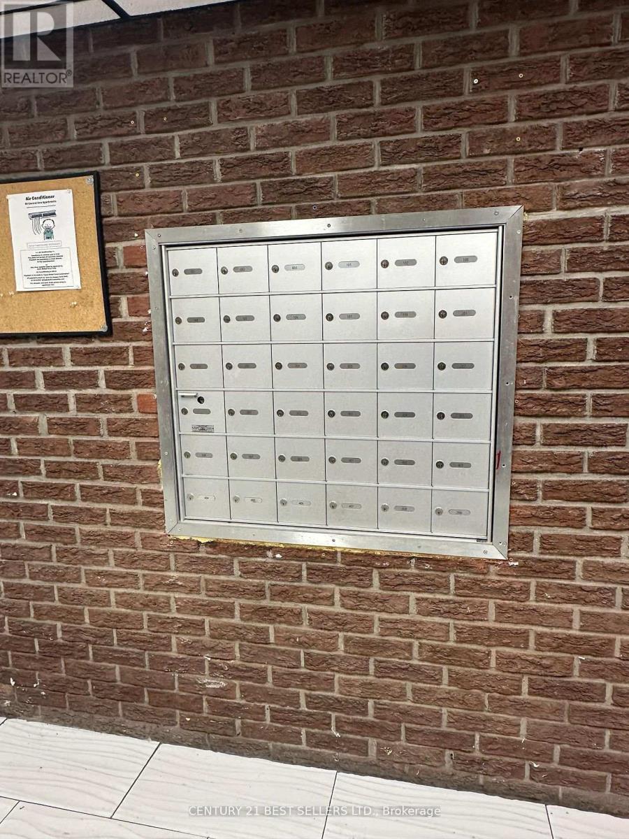 44 Central Avenue E, Brockville, Ontario  K6V 1W6 - Photo 13 - X12835398