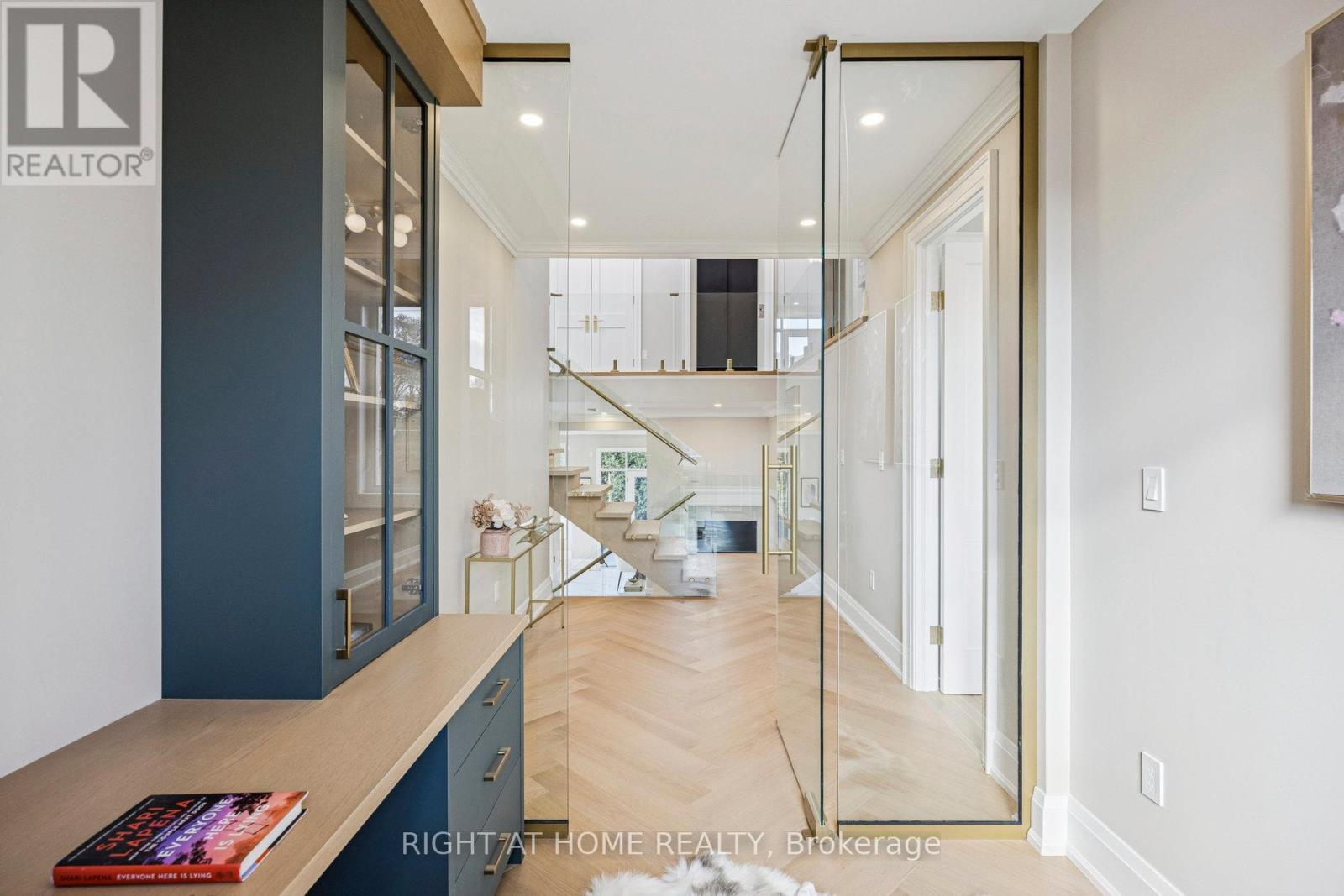 1 Lynnhaven Road, Toronto, Ontario  M6A 2K7 - Photo 38 - C12856830