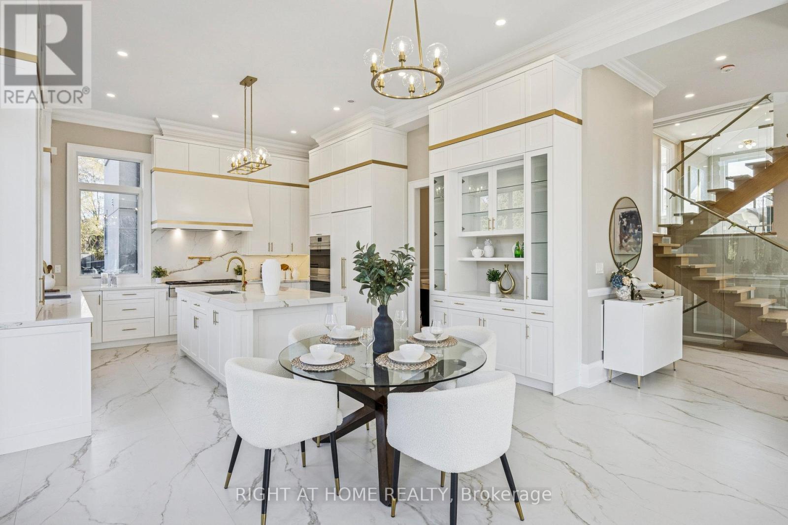 1 Lynnhaven Road, Toronto, Ontario  M6A 2K7 - Photo 29 - C12856830