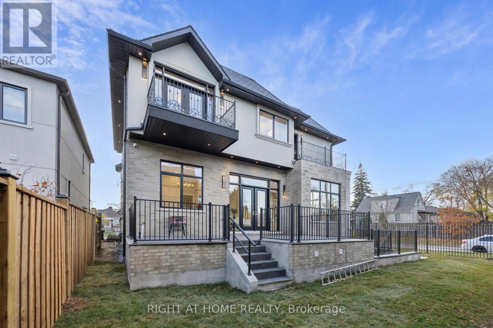 1 Lynnhaven Road, Toronto, Ontario  M6A 2K7 - Photo 47 - C12856830