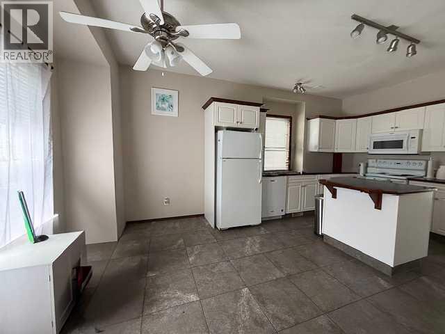 11 Abel Close, Red Deer, Alberta  T4R 2Y2 - Photo 8 - A2290242