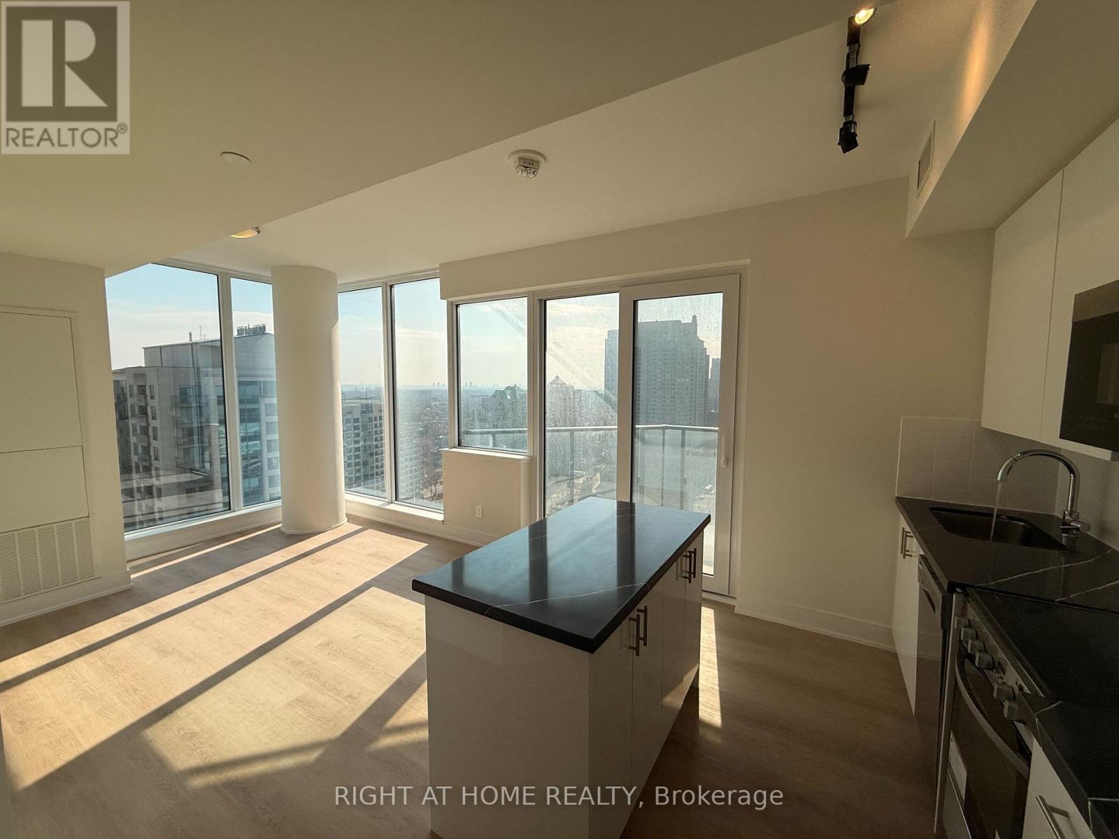 2202 - 15 Ellerslie Avenue, Toronto, Ontario  M2N 0L7 - Photo 2 - C12648908