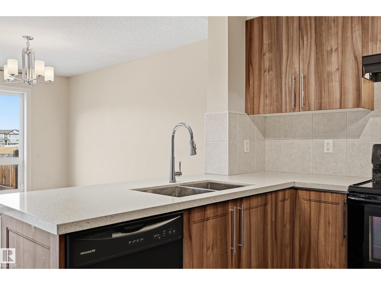 1349 Cunningham Dr Sw, Edmonton, Alberta  T6W 0R8 - Photo 14 - E4476801