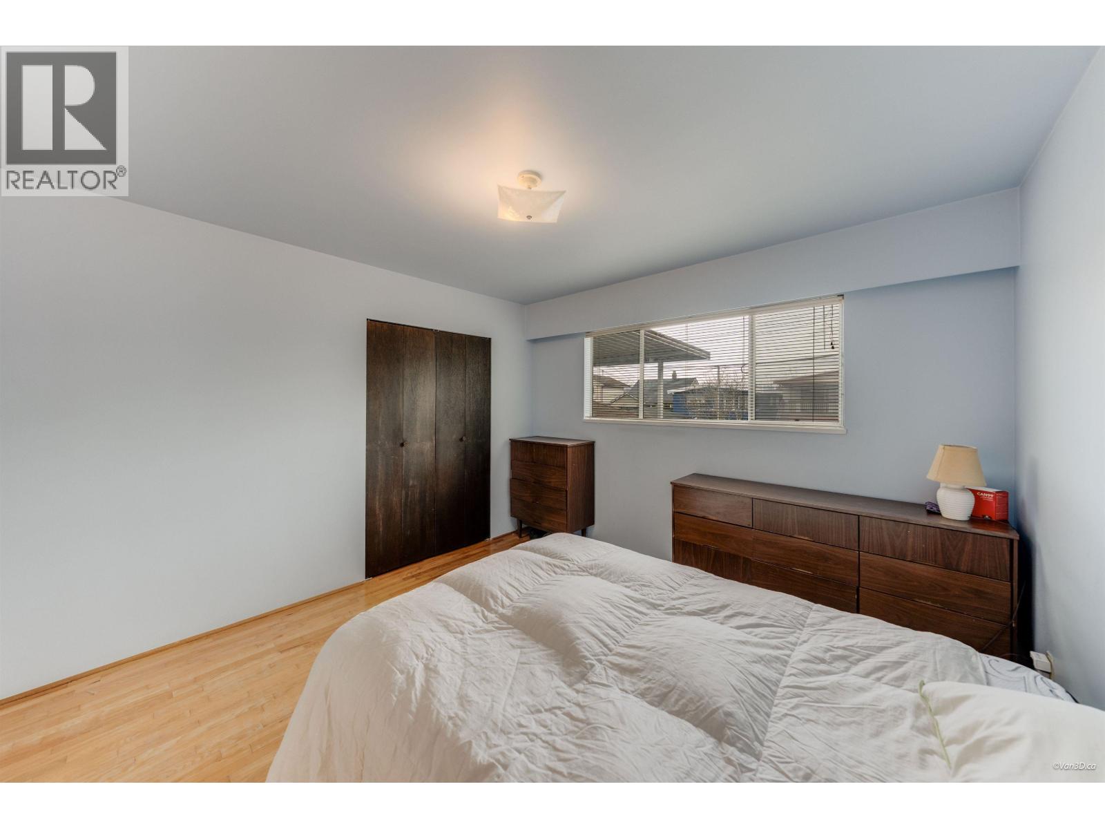 1961 E 50th Avenue, Vancouver, British Columbia  V5P 1V1 - Photo 17 - R3098551