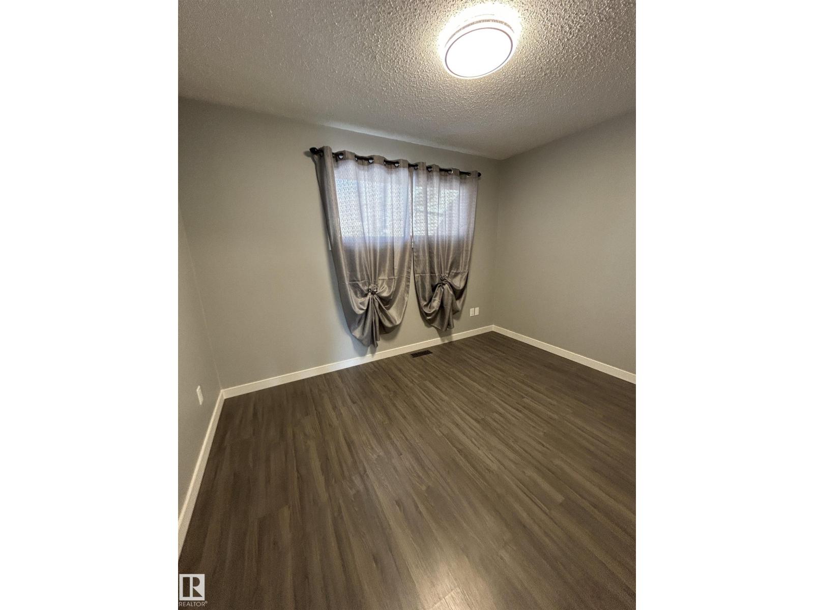 10426 27 Av Nw, Edmonton, Alberta  T6J 4J5 - Photo 23 - E4476760