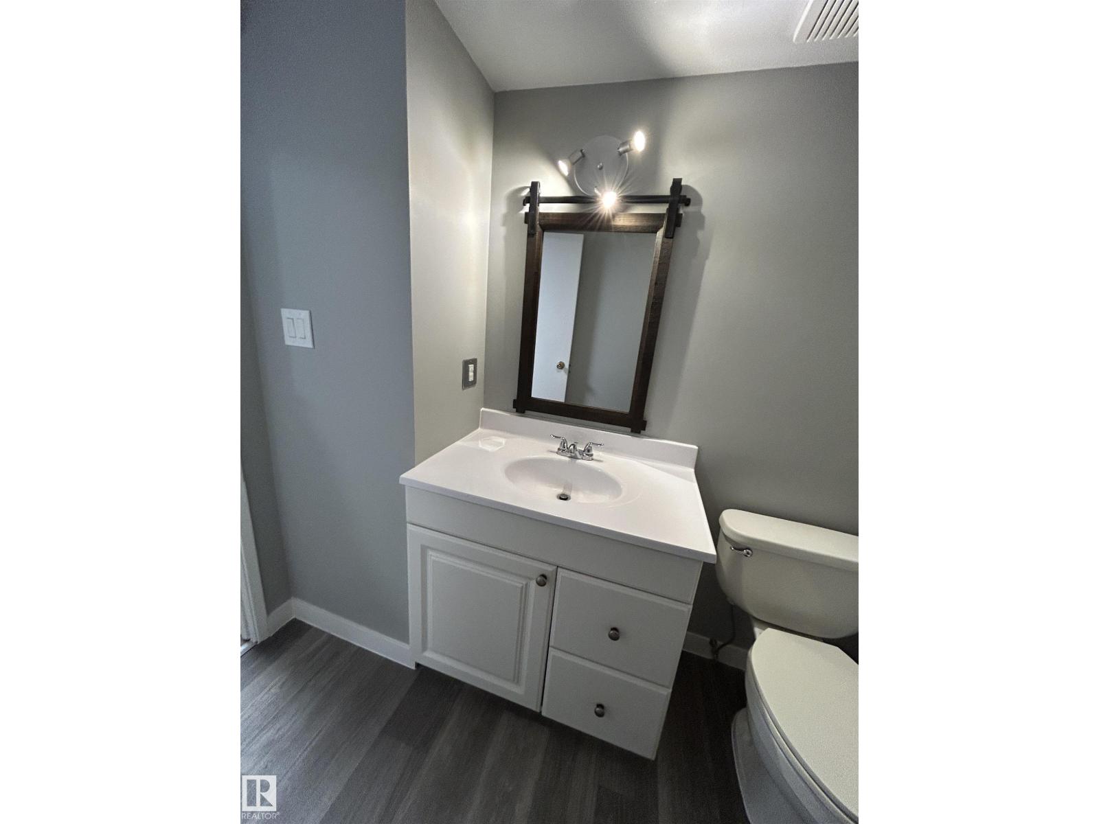 10426 27 Av Nw, Edmonton, Alberta  T6J 4J5 - Photo 26 - E4476760