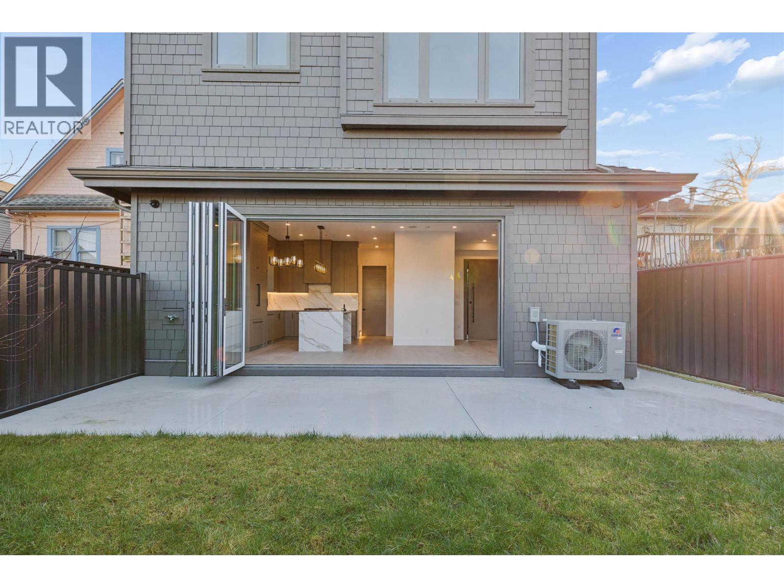 2 847 E 10 Avenue, Vancouver, British Columbia  V5T 2A9 - Photo 4 - R3098553