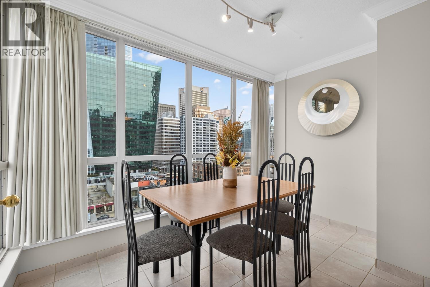 1003 1111 Haro Street, Vancouver, British Columbia  V6E 1E3 - Photo 5 - R3098570