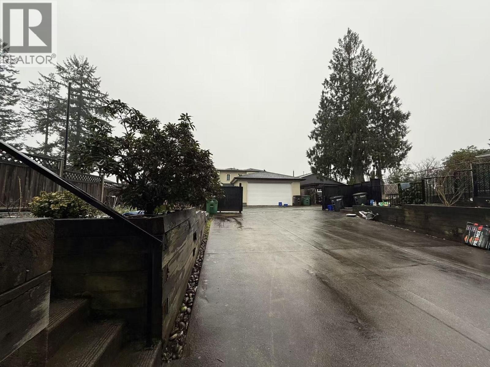 Garden Suite 6142 Mckee Street, Burnaby, British Columbia  V5J 2V7 - Photo 1 - R3098559