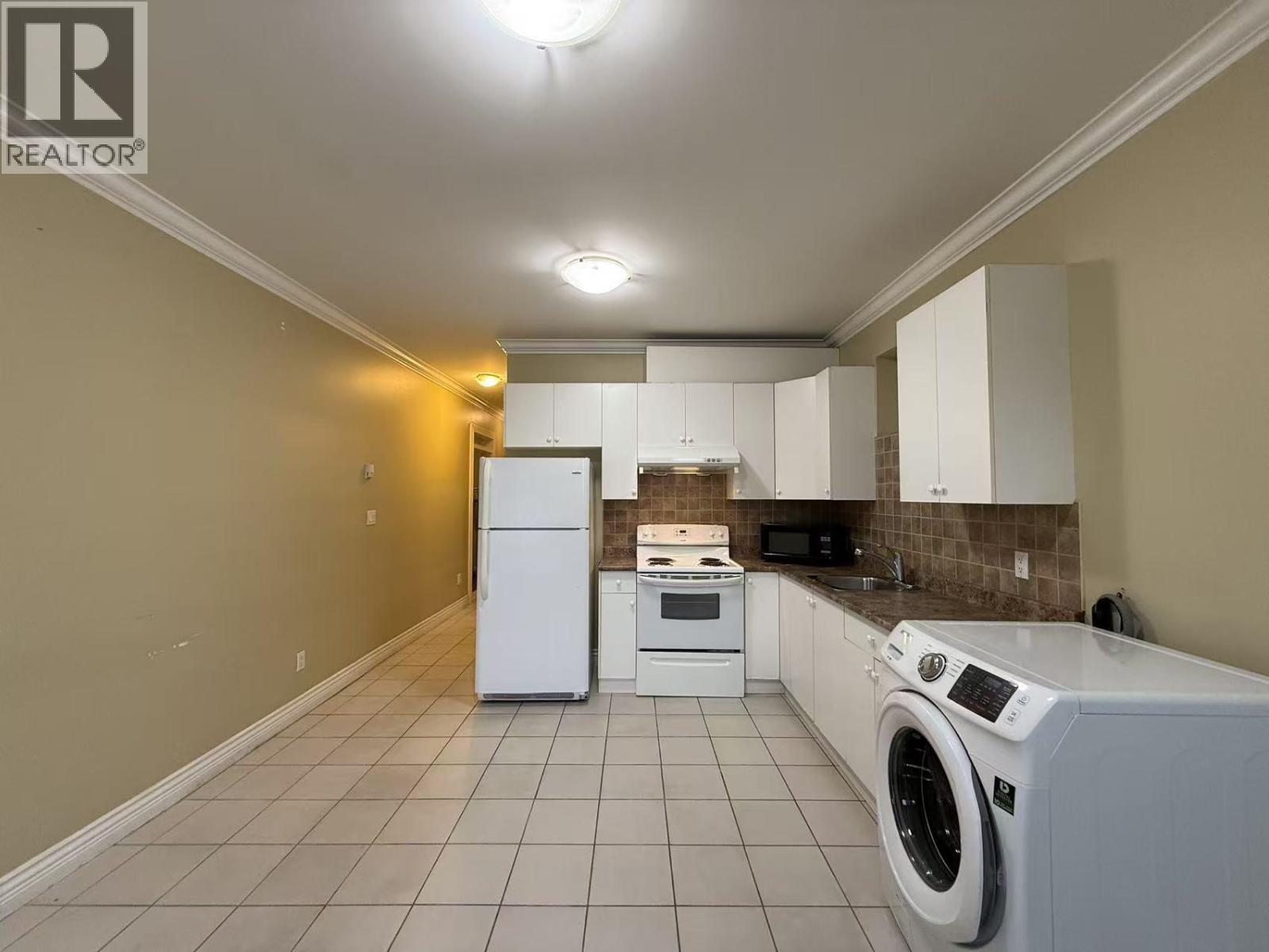 Garden Suite 6142 Mckee Street, Burnaby, British Columbia  V5J 2V7 - Photo 3 - R3098559