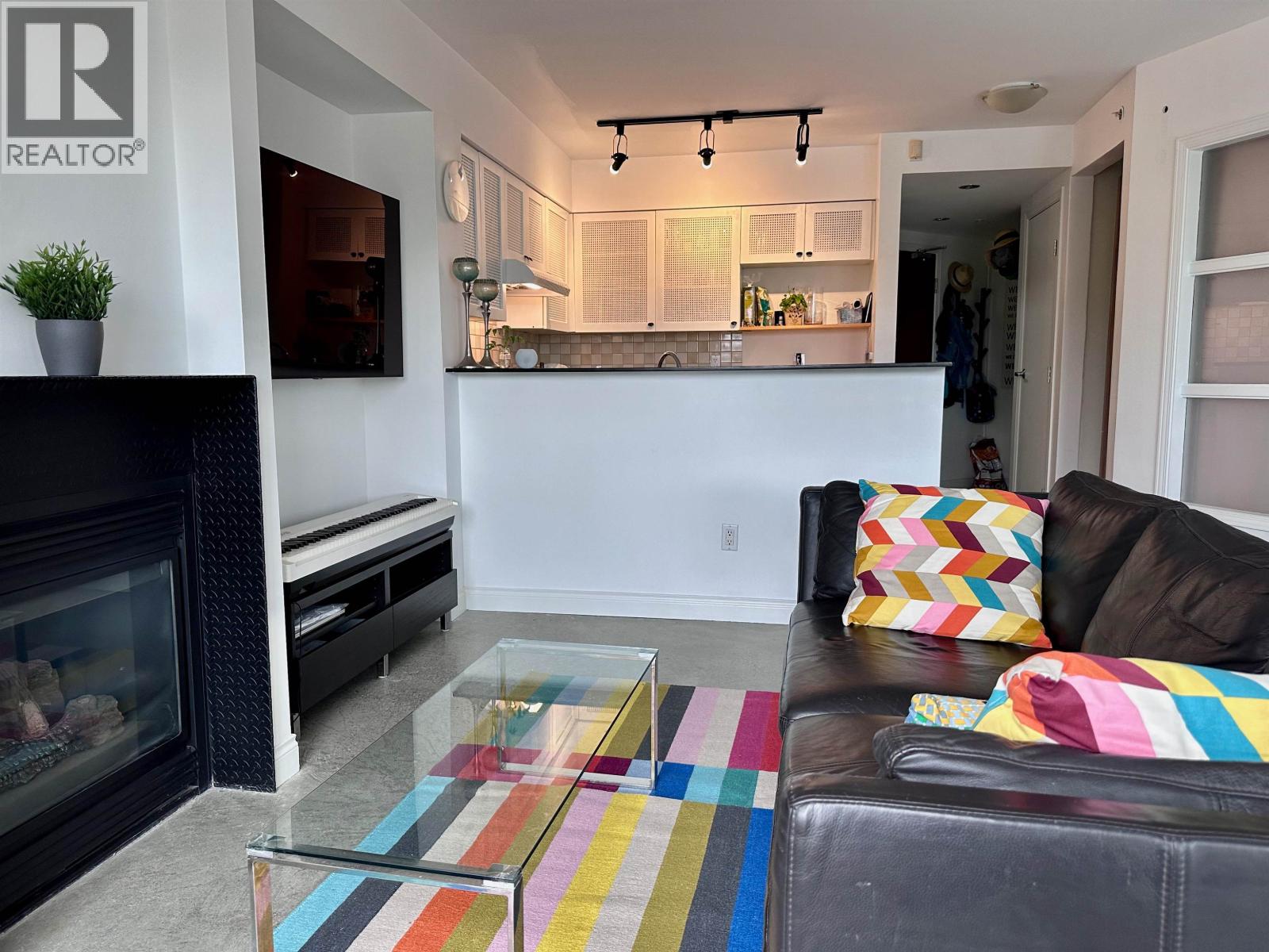 503 55 Alexander Street, Vancouver, British Columbia  V6A 1B2 - Photo 3 - R3098560