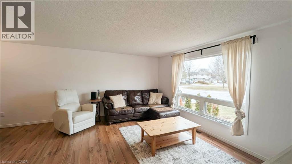 40 Bula Drive, St. Catharines, Ontario  L2N 6R6 - Photo 5 - 40796918