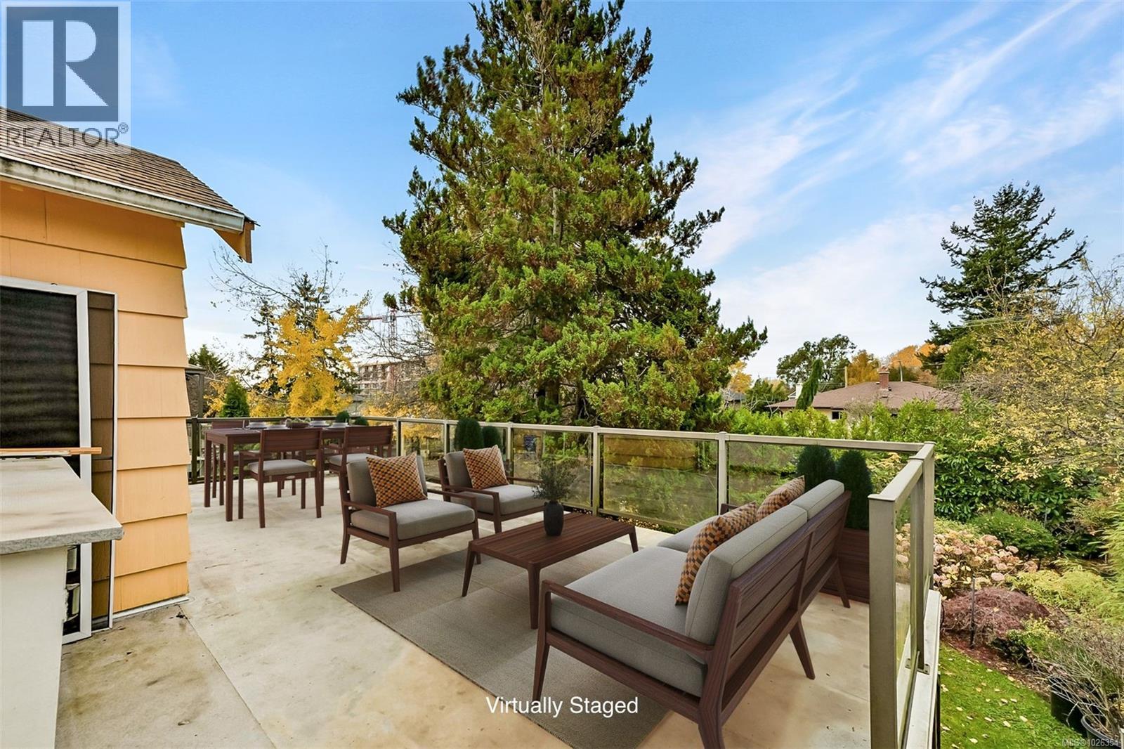 3312 Kingsley St, Saanich, British Columbia  V8P 4J9 - Photo 6 - 1026354