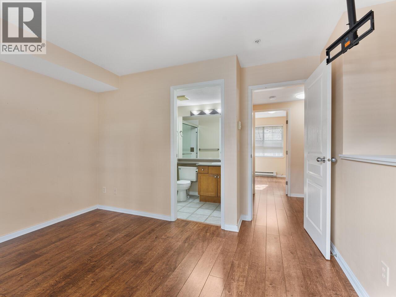 8 2375 W Broadway Street, Vancouver, British Columbia  V6K 2E6 - Photo 15 - R3097832