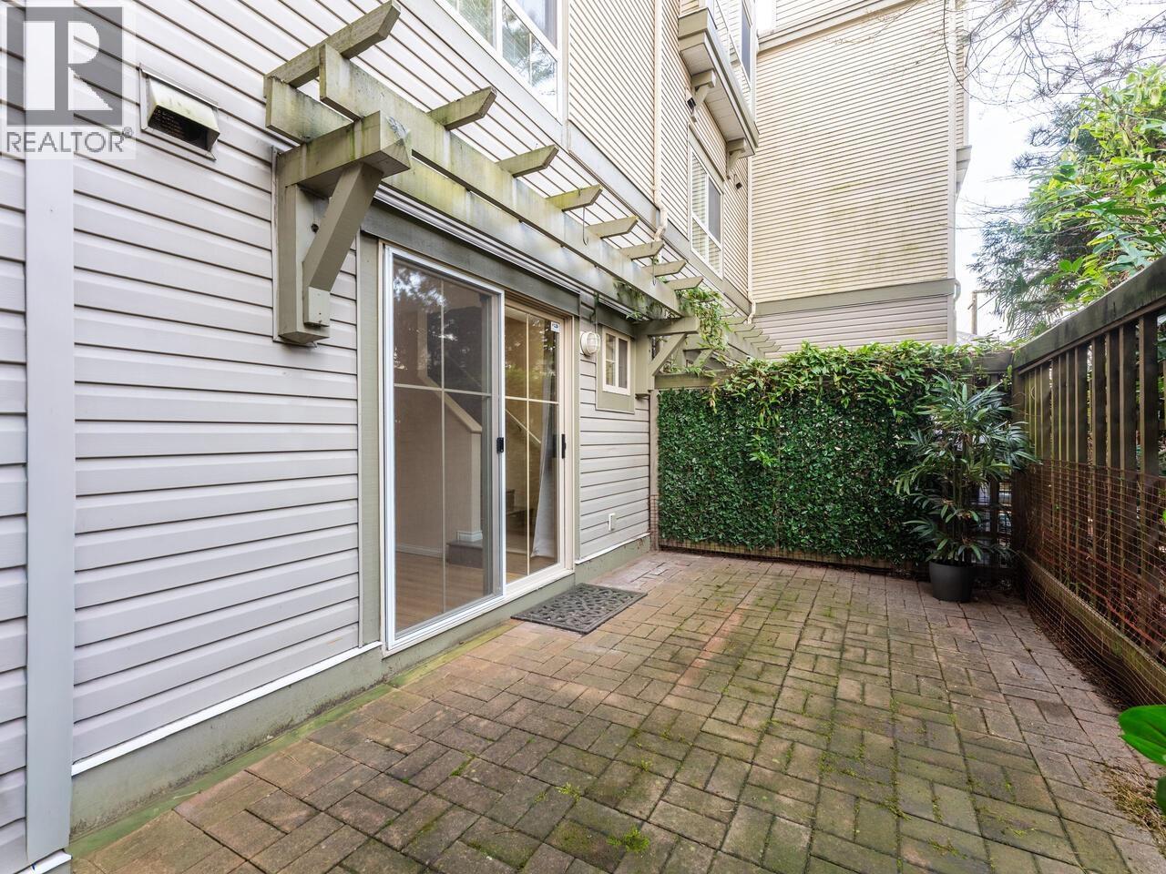 8 2375 W Broadway Street, Vancouver, British Columbia  V6K 2E6 - Photo 18 - R3097832