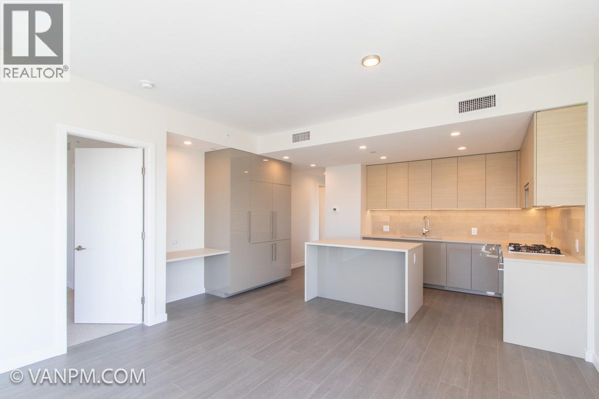 1702 2186 GILMORE AVENUE, Burnaby, British Columbia