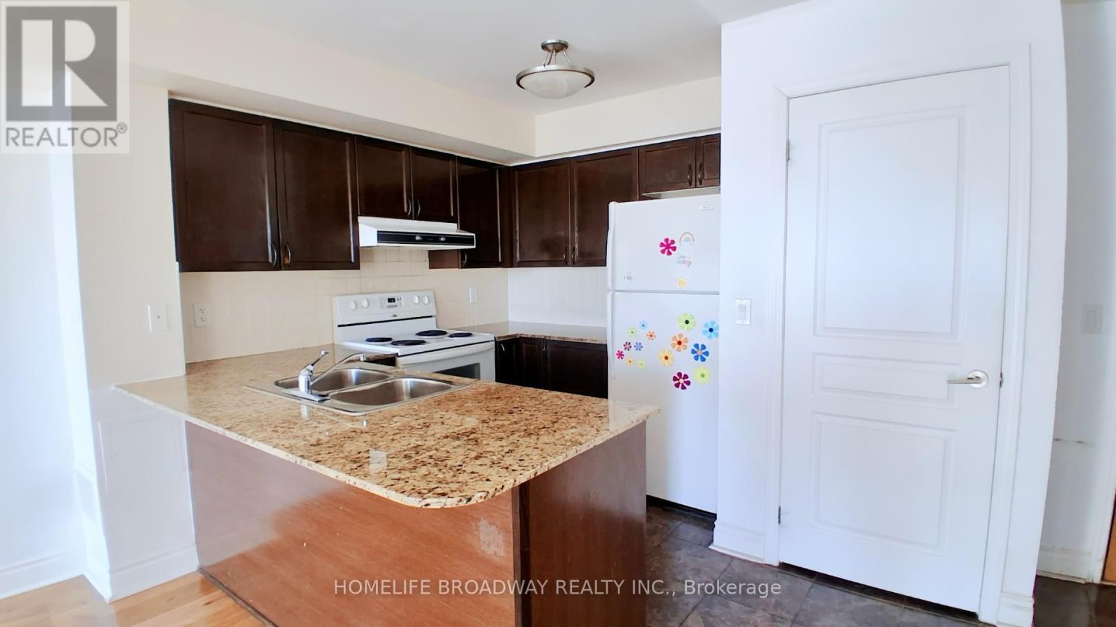 206 - 75 South Town Centre Boulevard, Markham, Ontario  L6G 0B3 - Photo 12 - N12699712