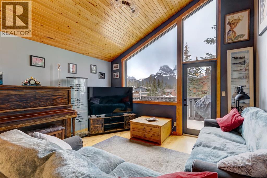 348 Pioneer Road, Canmore, Alberta  T1W 1C9 - Photo 9 - A2291330