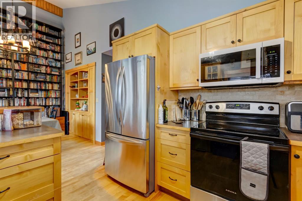 348 Pioneer Road, Canmore, Alberta  T1W 1C9 - Photo 15 - A2291330