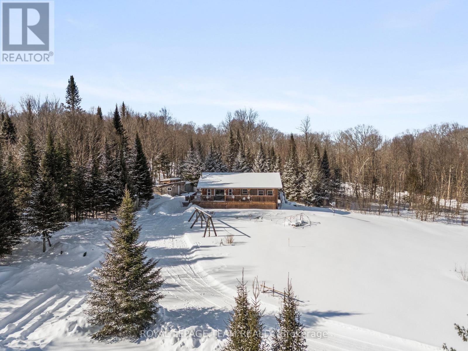 105 Heins Road, Brudenell, Ontario  K0J 2E0 - Photo 6 - X12869076