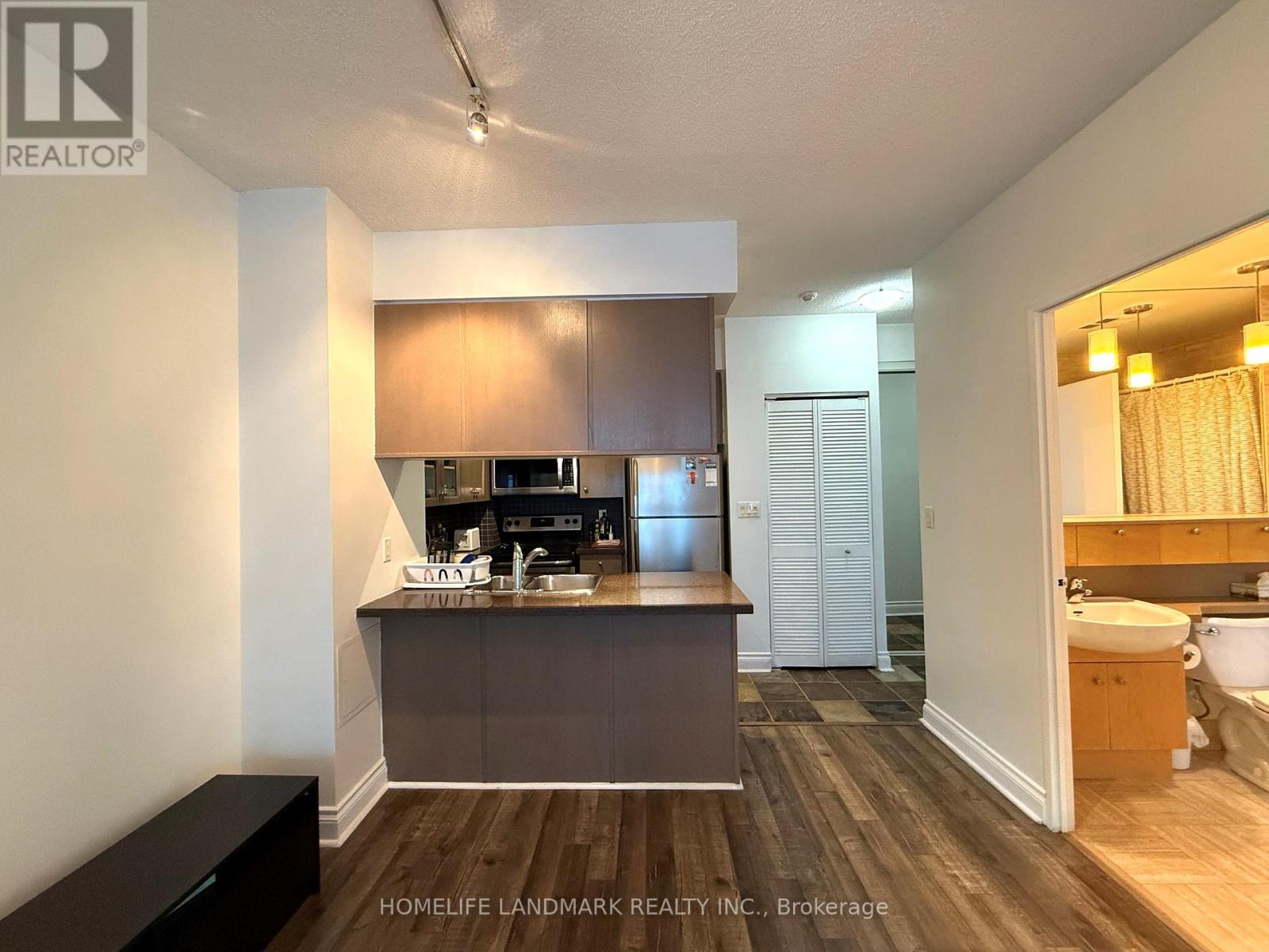 311 - 70 Alexander Street, Toronto, Ontario  M4Y 3B6 - Photo 10 - C12869112