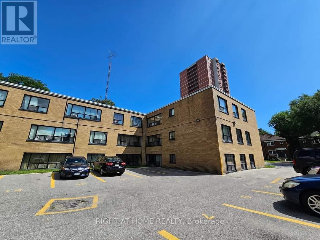 104 - 20 Cosburn Avenue, Toronto, Ontario  M4K 2E7 - Photo 2 - E12869102