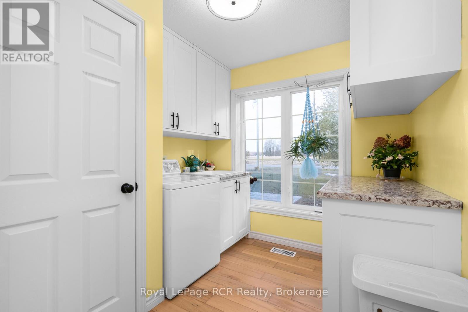 6206 12th Line, Minto, Ontario  N0G 1Z0 - Photo 12 - X12869072