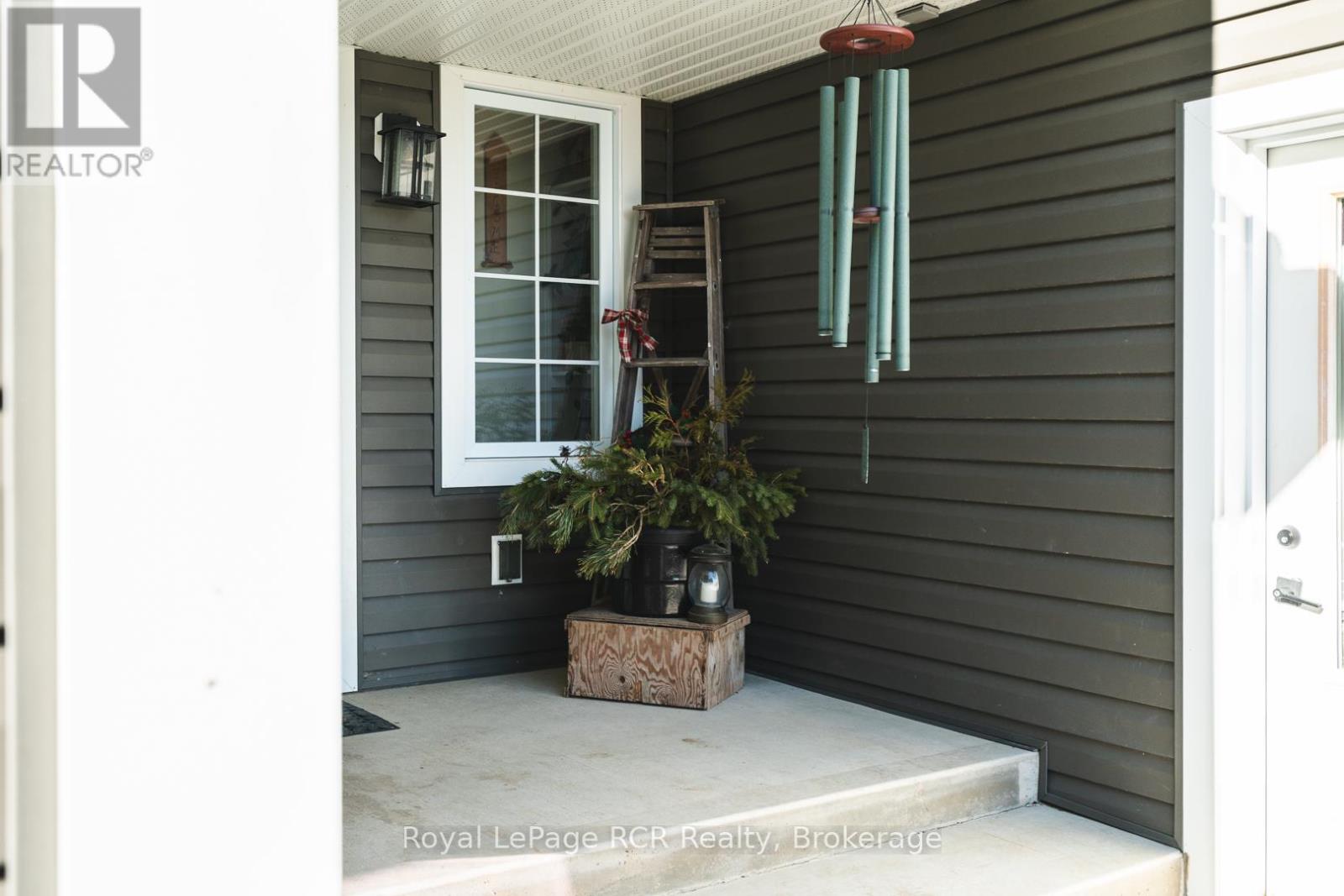 6206 12th Line, Minto, Ontario  N0G 1Z0 - Photo 3 - X12869072