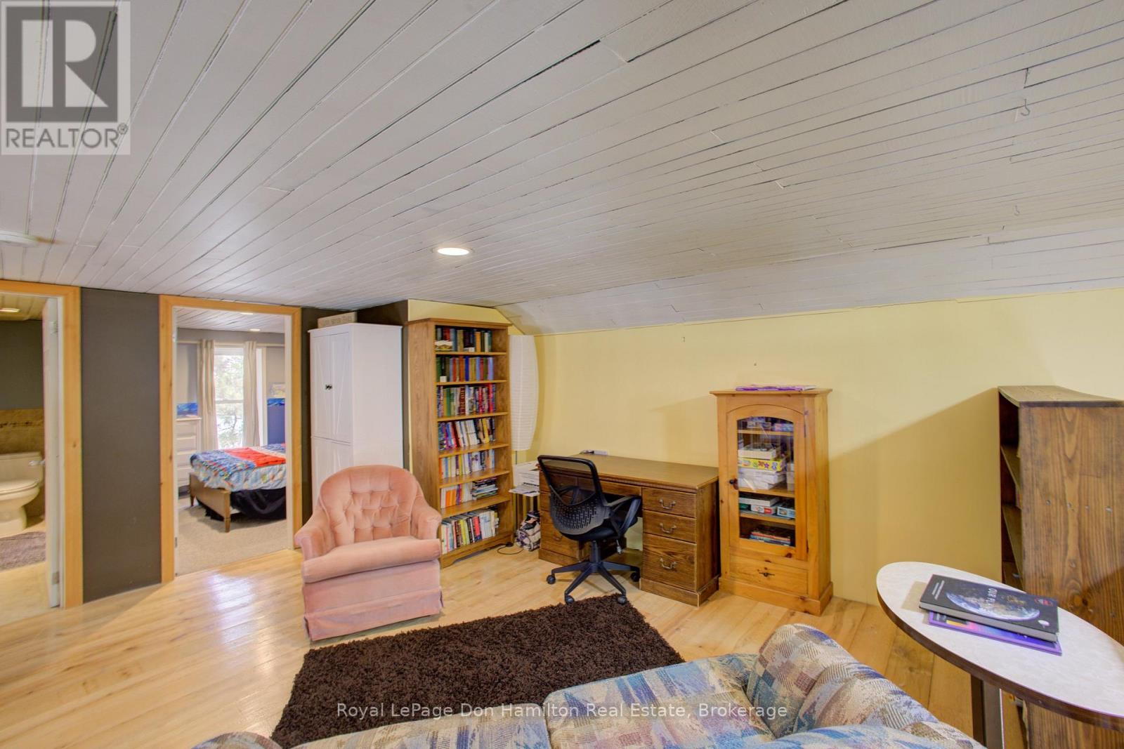 8539 Concession 8, Mapleton, Ontario  N0G 2K0 - Photo 20 - X12869106