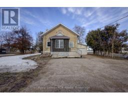 8539 CONCESSION 8, mapleton, Ontario