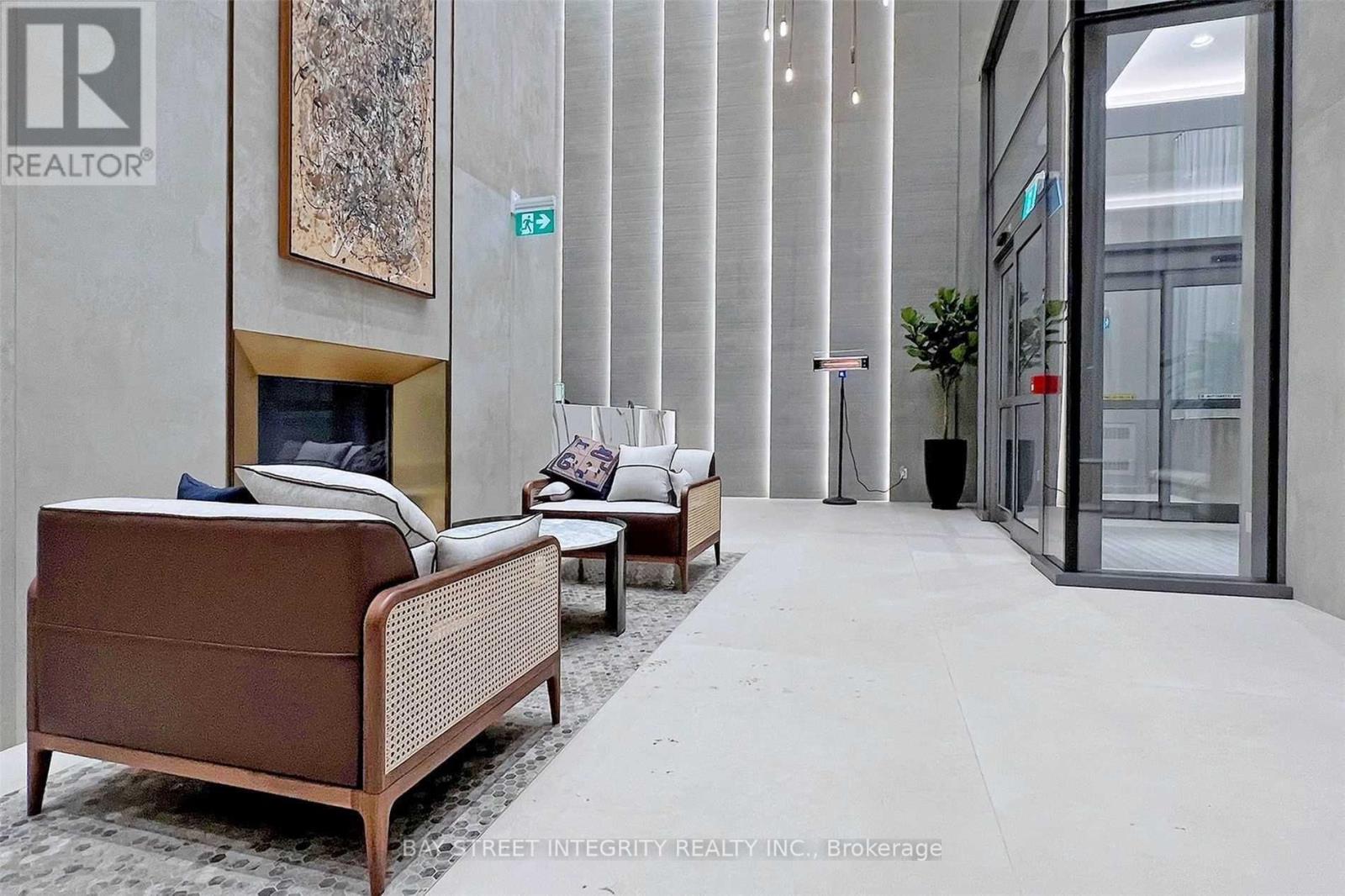 1809 - 1000 Portage Parkway S, Vaughan, Ontario  L4K 0L1 - Photo 3 - N12869088