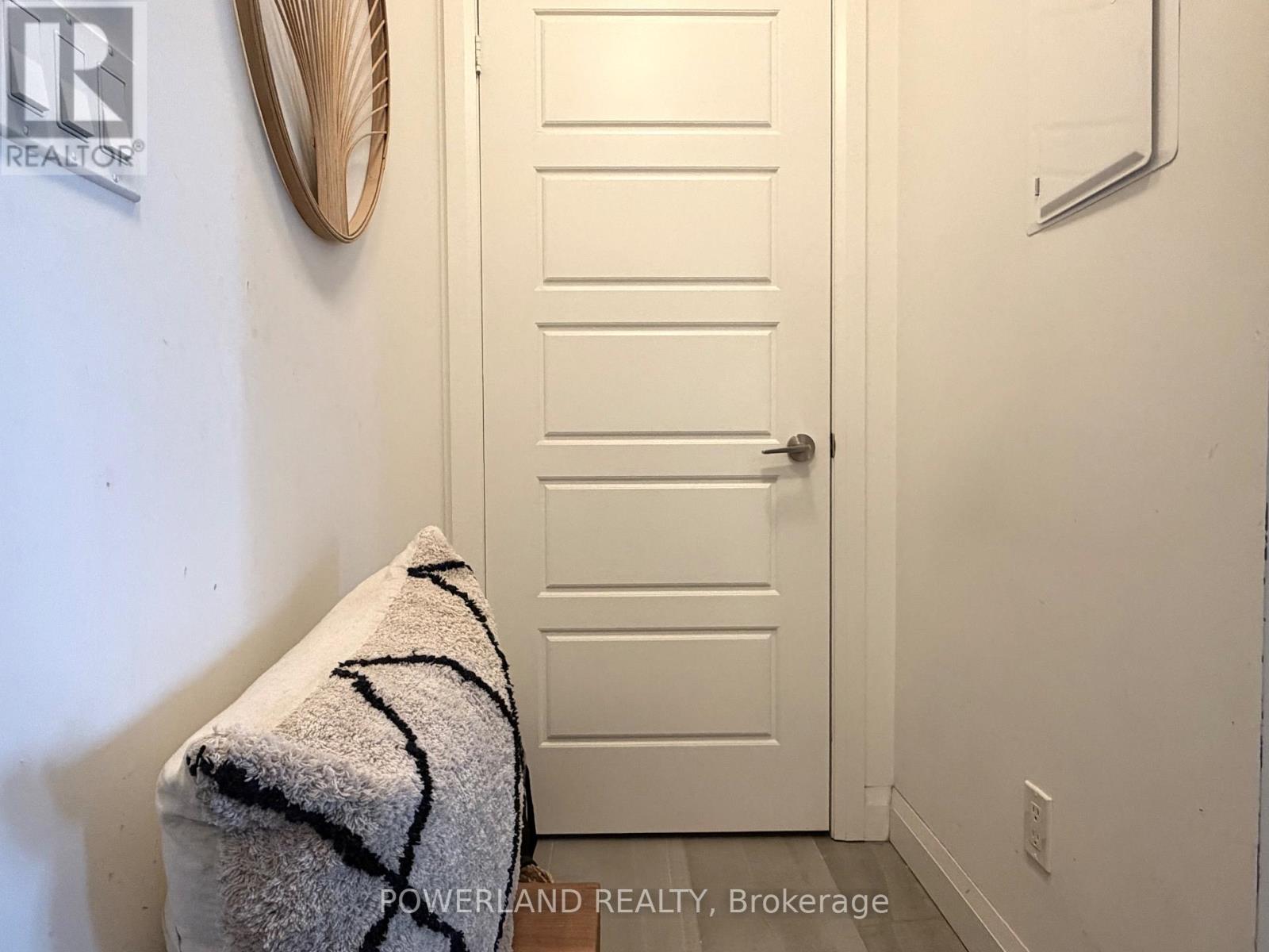 521 - 25 Water Walk Drive, Markham, Ontario  L6G 0G3 - Photo 11 - N12869104