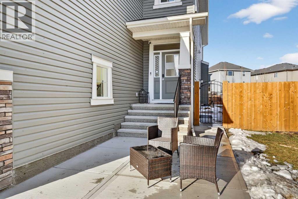 113 Sandpiper Bay, Chestermere, Alberta  T1X 0Y5 - Photo 3 - A2290084