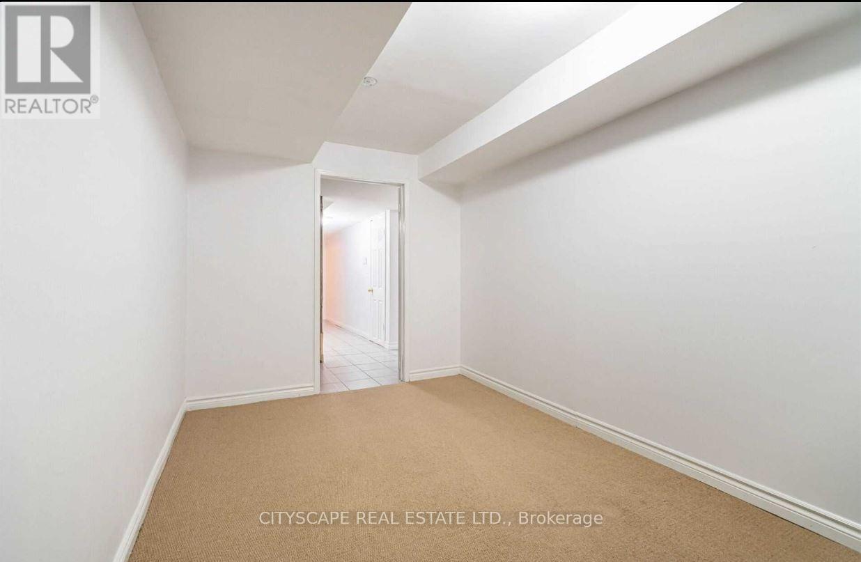 68 Gilgorm Road, Brampton, Ontario  L6X 4P5 - Photo 23 - W12864500