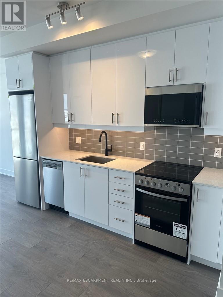 727 - 2343 Khalsa Gate, Oakville, Ontario  L6M 4J2 - Photo 2 - W12869082