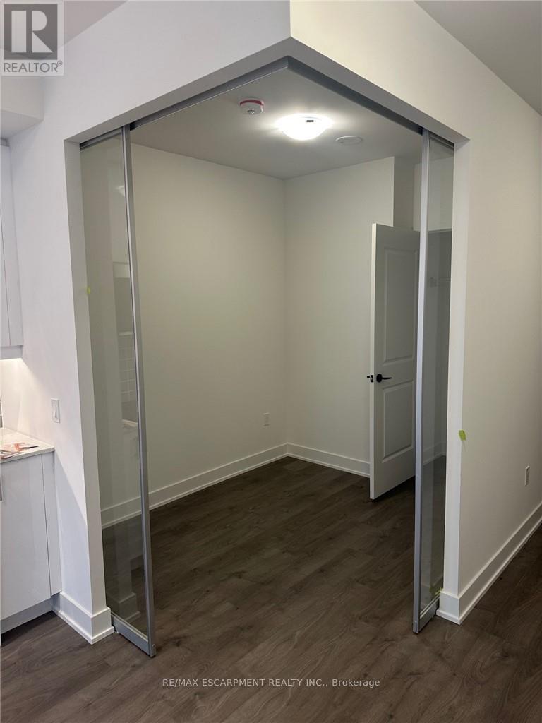 727 - 2343 Khalsa Gate, Oakville, Ontario  L6M 4J2 - Photo 6 - W12869082