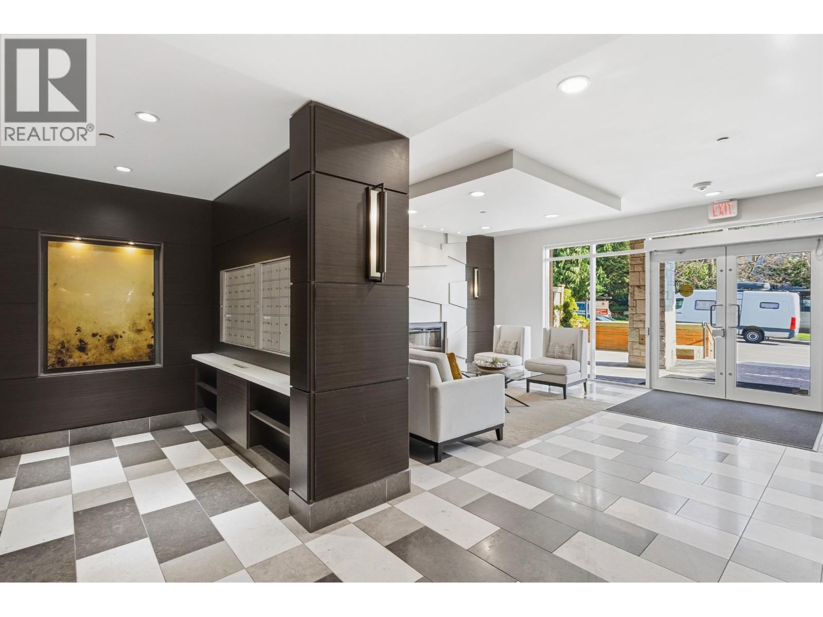 401 717 Chesterfield Avenue, North Vancouver, British Columbia  V7M 3L8 - Photo 3 - R3096674