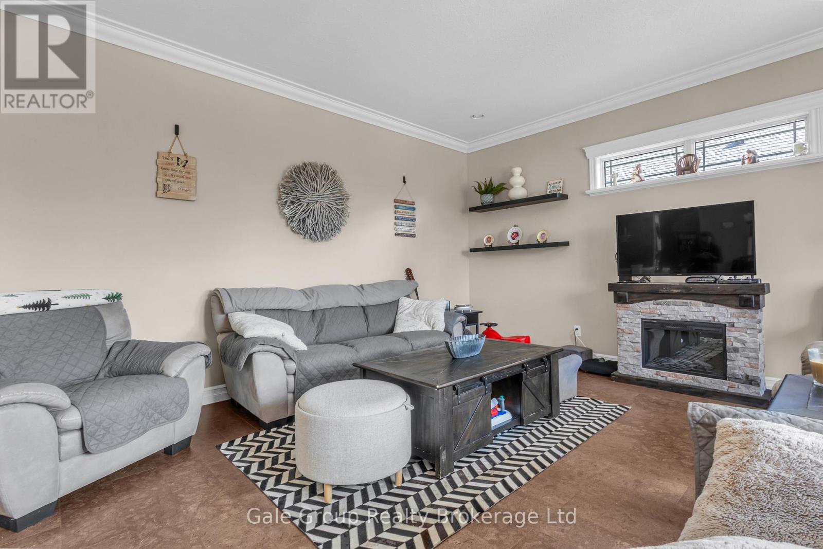 26 Woodland Crescent, Tillsonburg, Ontario  N4G 5R5 - Photo 4 - X12854896