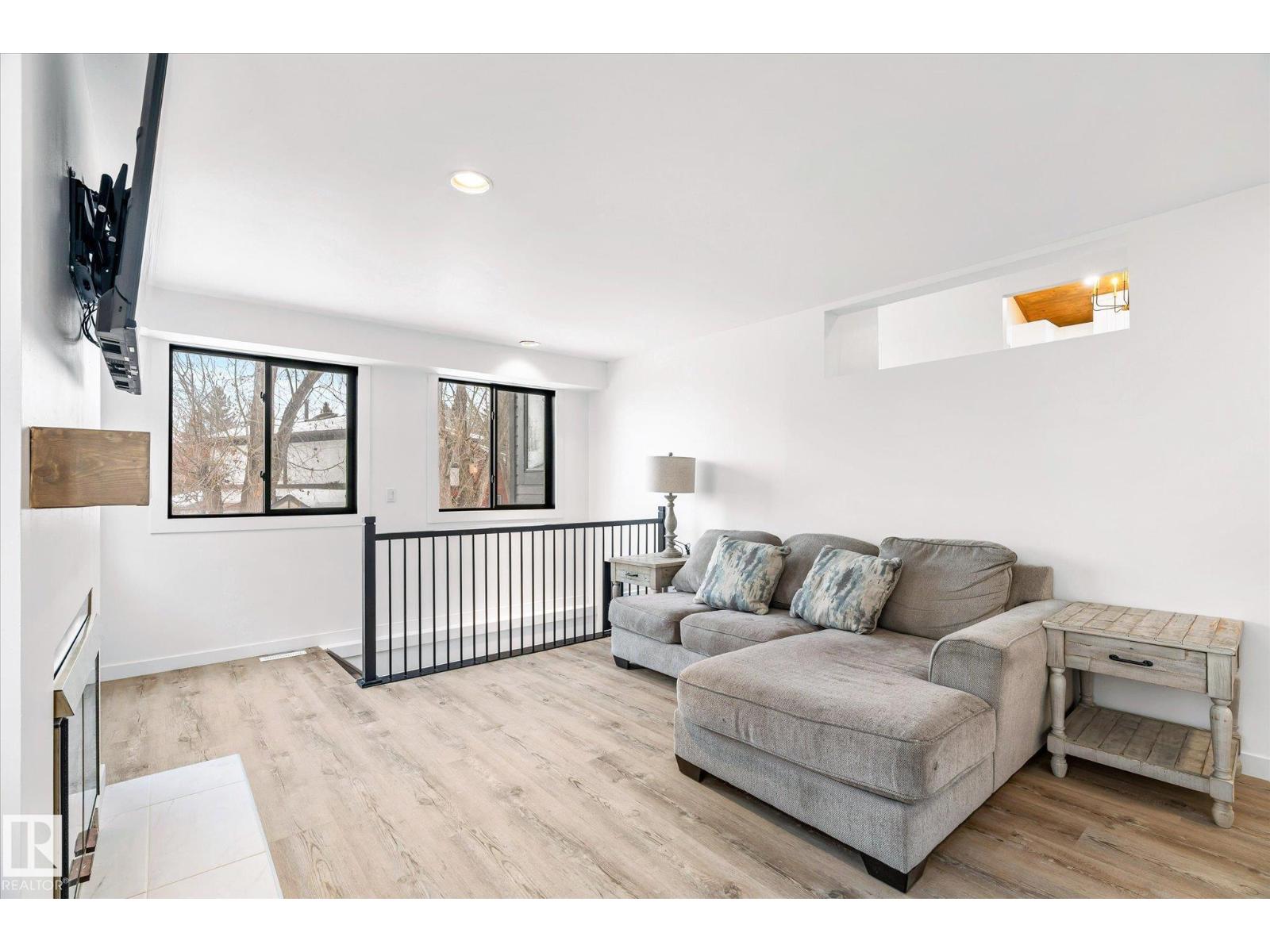 38 Woodcrest Av, St. Albert, Alberta  T8N 3H5 - Photo 28 - E4476033