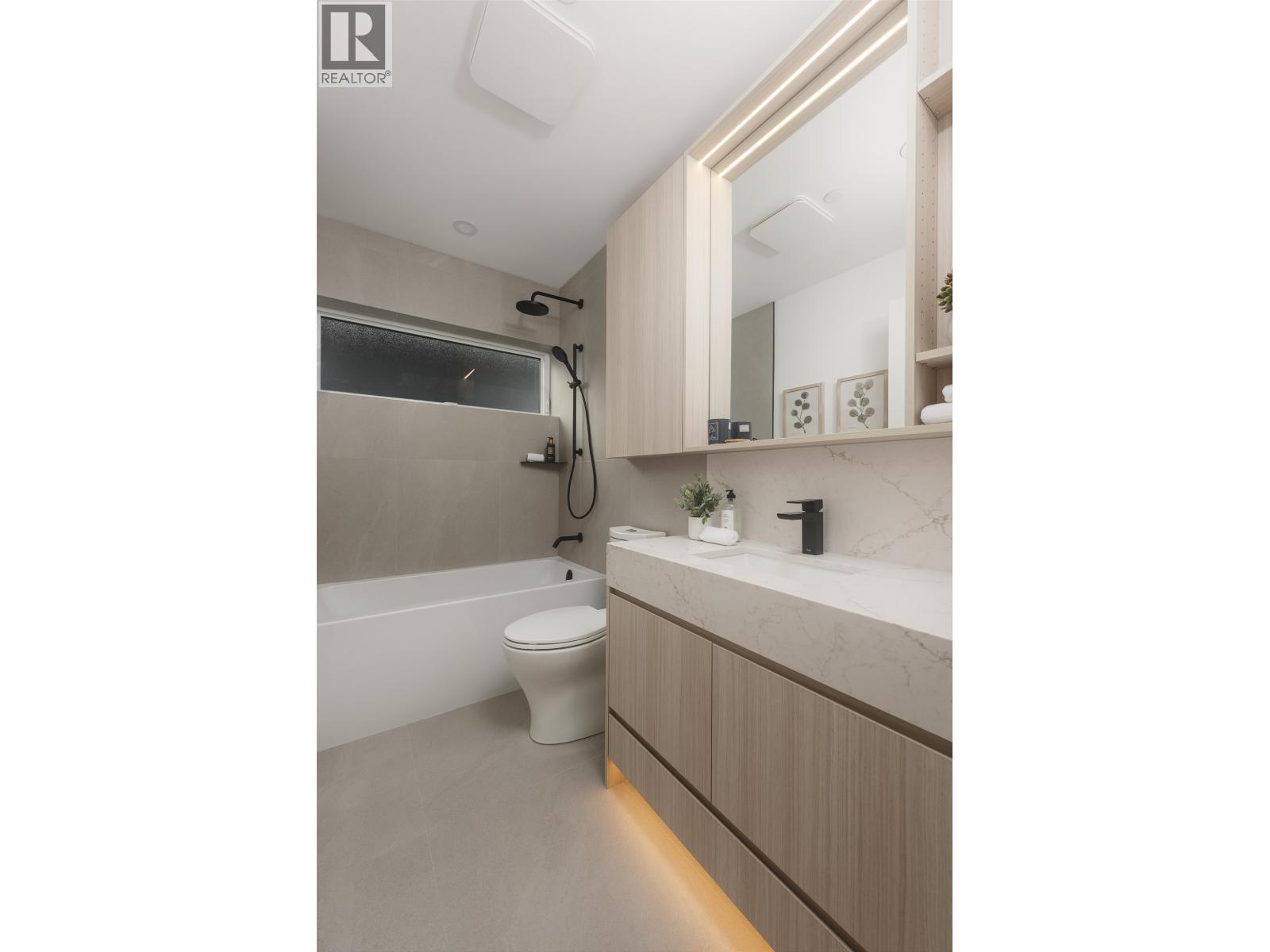 1 2755 W 11th Avenue, Vancouver, British Columbia  V6K 2L8 - Photo 20 - R3098571