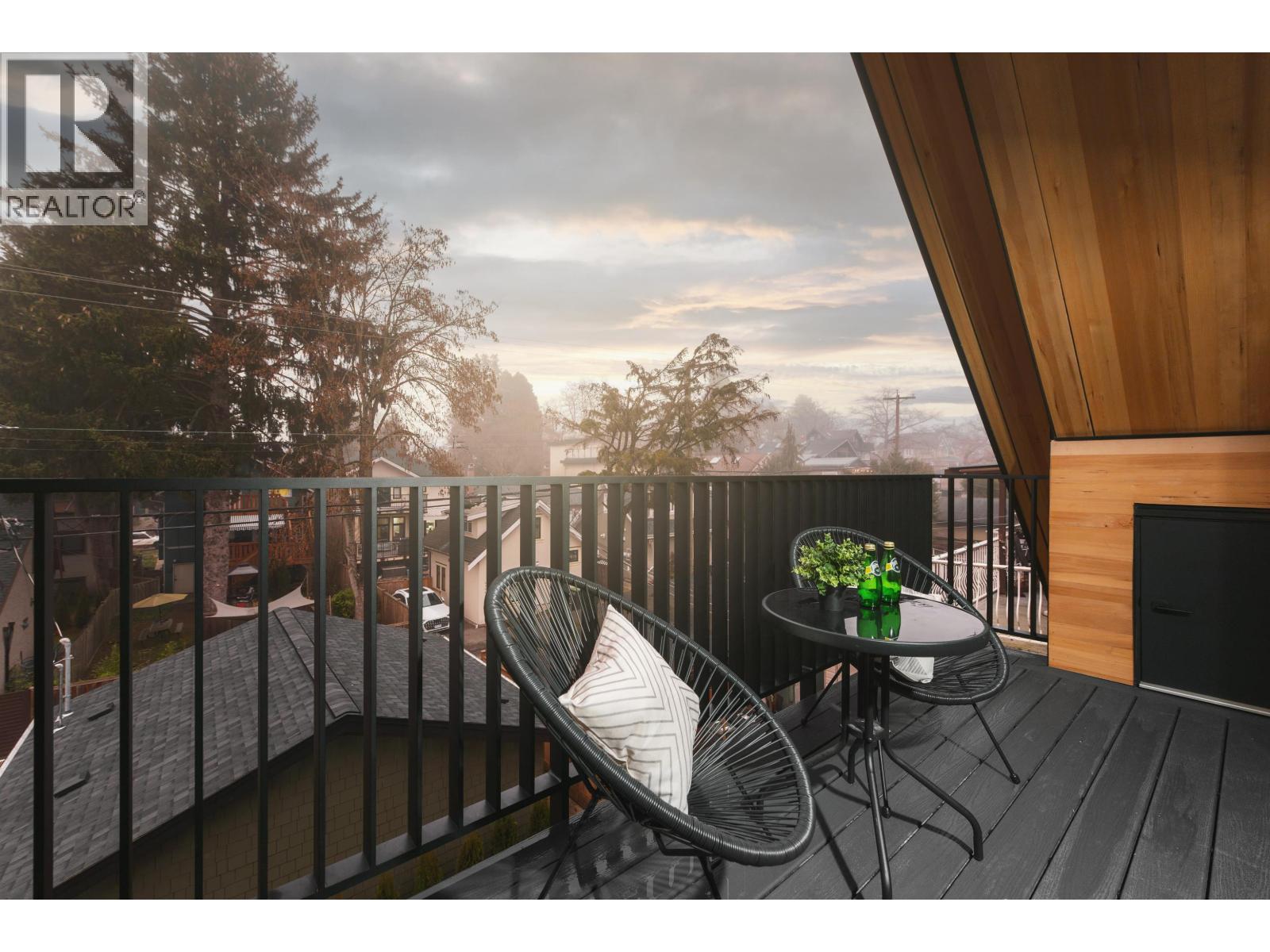 2 2755 W 11th Avenue, Vancouver, British Columbia  V6K 2L8 - Photo 19 - R3098573