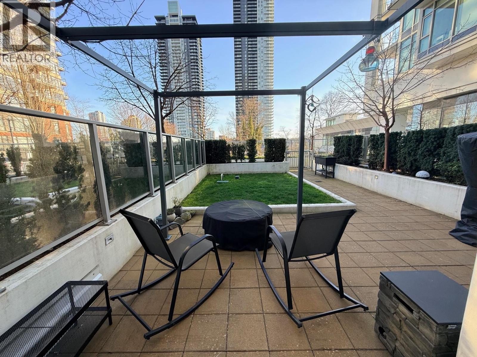 4118 Halifax Street, Burnaby, British Columbia  V5C 0L2 - Photo 5 - R3098096